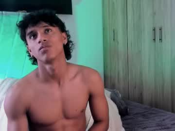 Zyzz_1812, Lovense Lush on - Interactive Toy that vibrates with your Tips #lovense #muscle #young #latino #cock, webcam photo